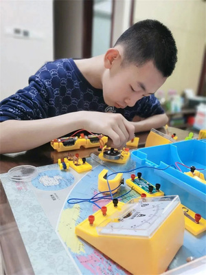 勤学创新,积极进取!看看这位新时代好少年的"幕后故事"