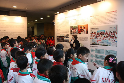 京宝行BMW文化日学生追溯两岸精神家园