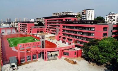 西陵区葛洲坝实验小学今天“搬家”啦!