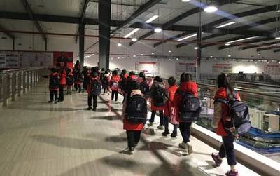 麓山兰亭实验小学文化列车 工厂是甜的,面粉是萌的!