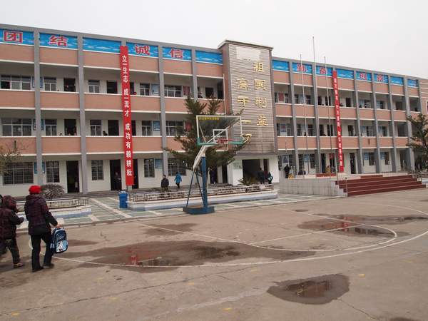 实验小学开学工作有特色