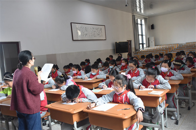 淮安市教育局对盱眙县实验小学开展教学调研视导工作